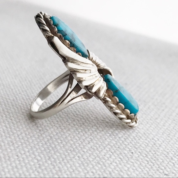 VINTAGE Turquoise Native Sterling Statement Ring - Picture 3 of 7